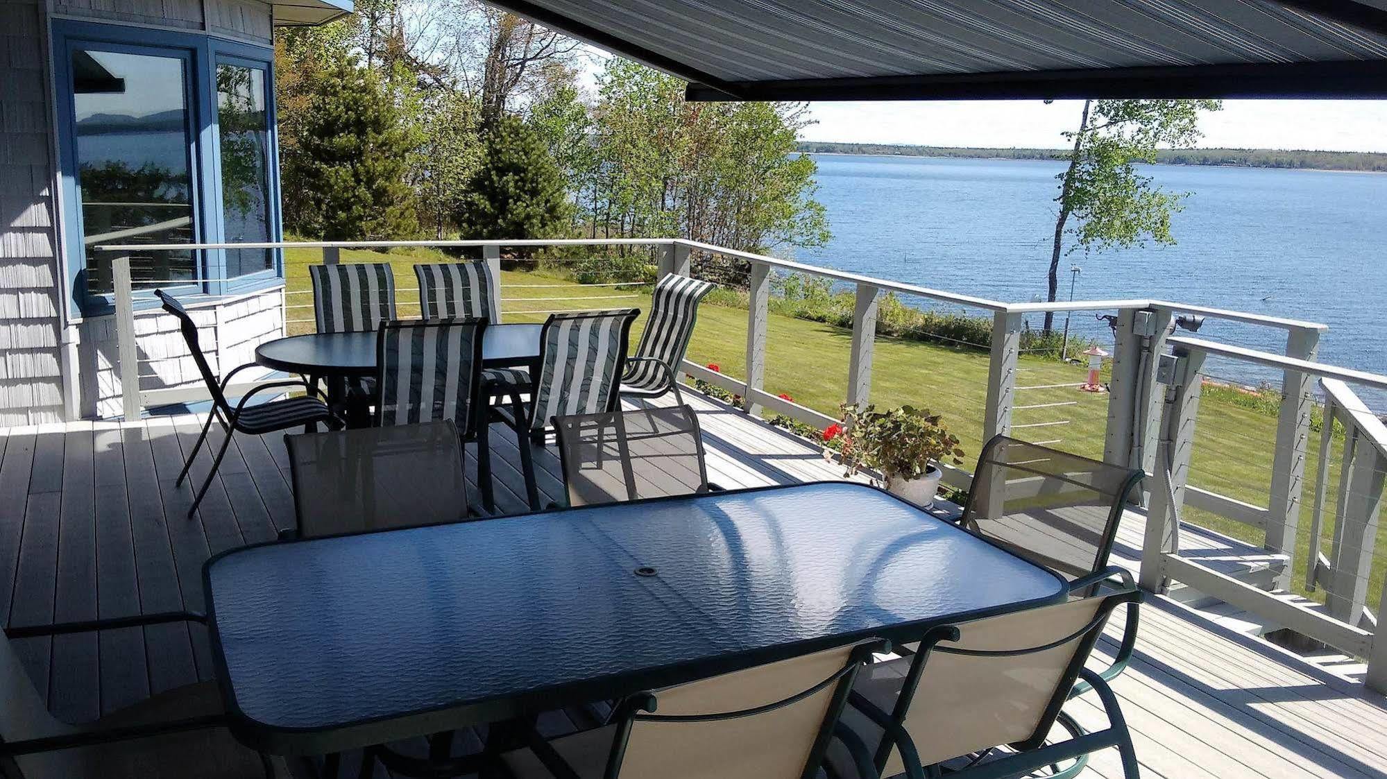 Wave Walker Bed And Breakfast Surry Екстериор снимка
